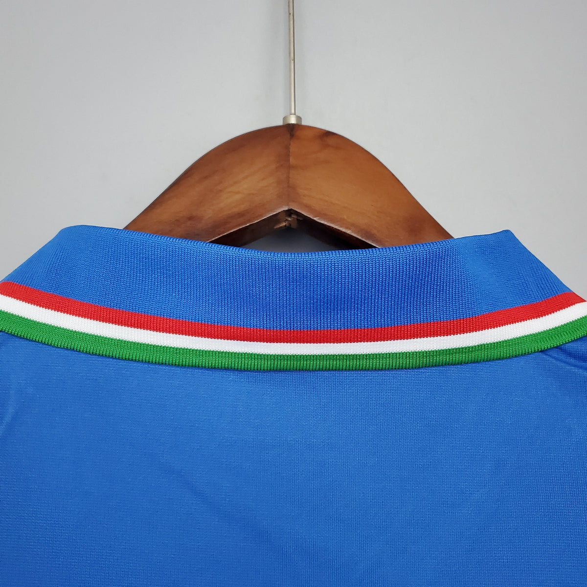 Italy 1982 World Cup Home Retro Soccer Jersey – Le Coq Sportif FIGC Azzurro Rossi Tardelli Kit