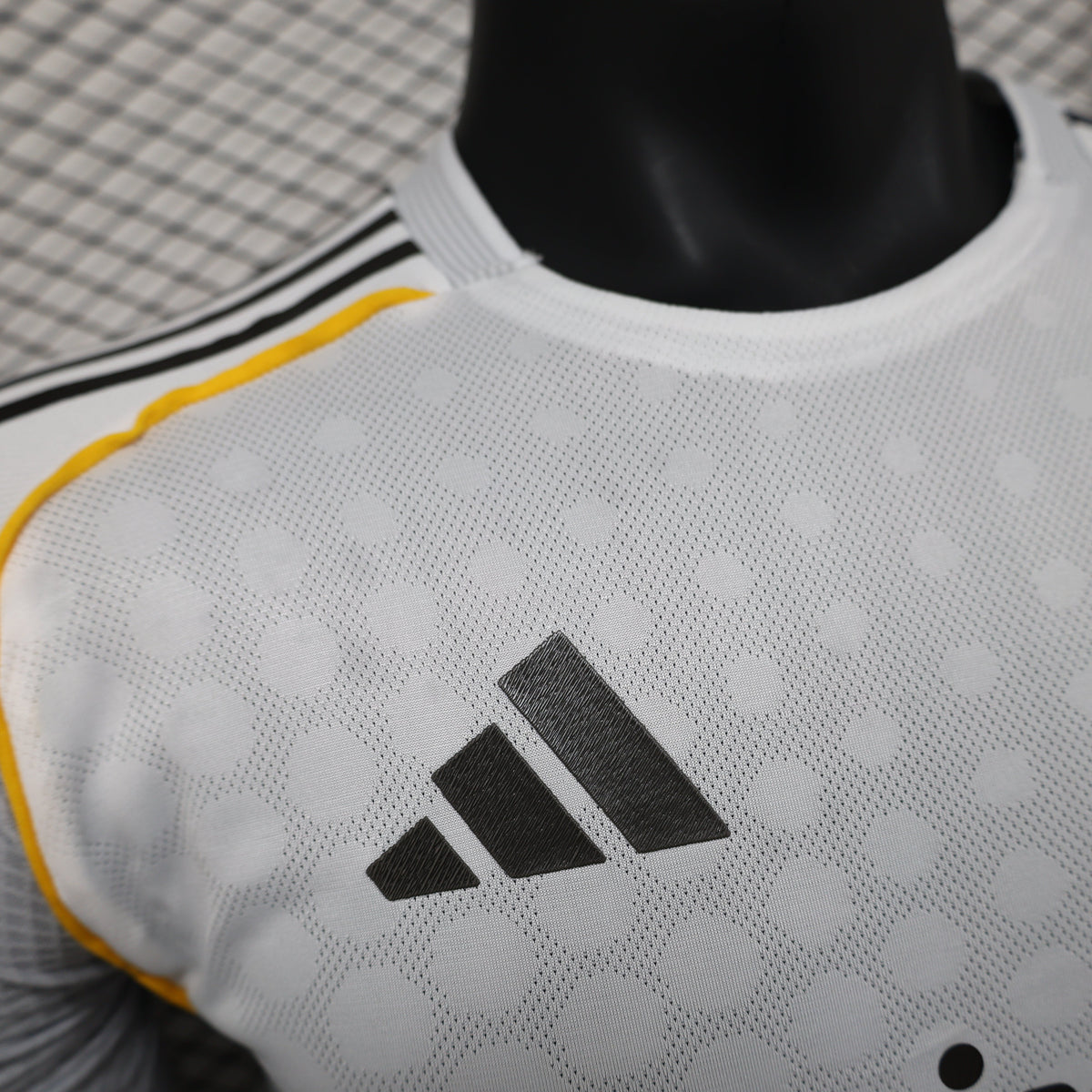 2025/26 Real Madrid Home Player Version Jersey -  White Grey Tonal Diamond Honeycomb Texture - Gold Yellow Side Seam Piping - Emirates Fly Better