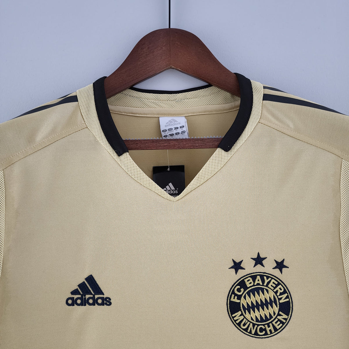 FC Bayern Munich 2004 - 06 Away Jersey