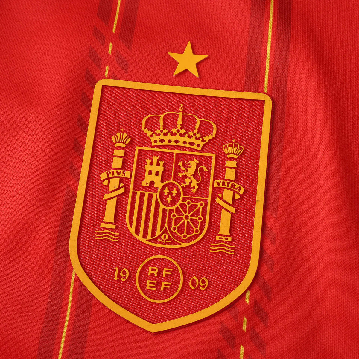 2026 FIFA World Cup Spain Home Jersey – La Roja Red & Navy Pinstripe Fan Kit