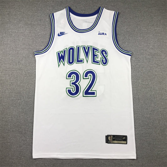 Men's Minnesota Timberwolves Karl-Anthony Towns #32 White Swingman Player Jerseys