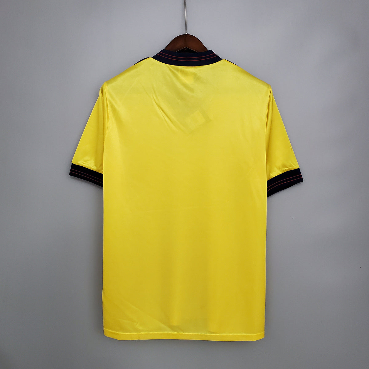 Arsenal 1982-84 Away Retro Jersey – Classic Umbro Yellow & Navy Kit