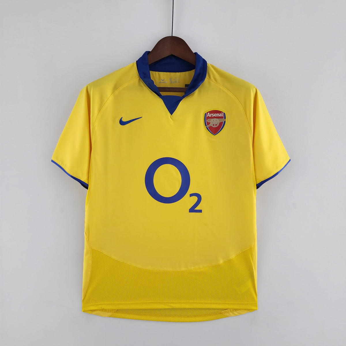 Arsenal 2003-05 Away Jersey – Yellow Nike O2 Invincibles Retro Football Shirt | Henry Bergkamp Vieira